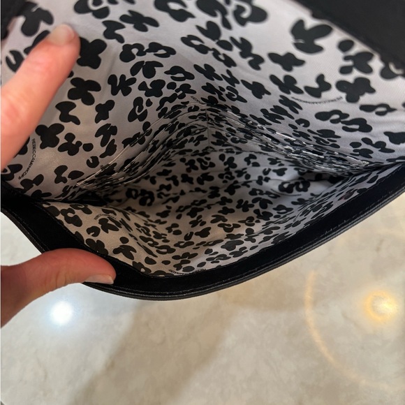 Rebecca Minkoff Clutch black with gold hardware - Picture 13 of 16